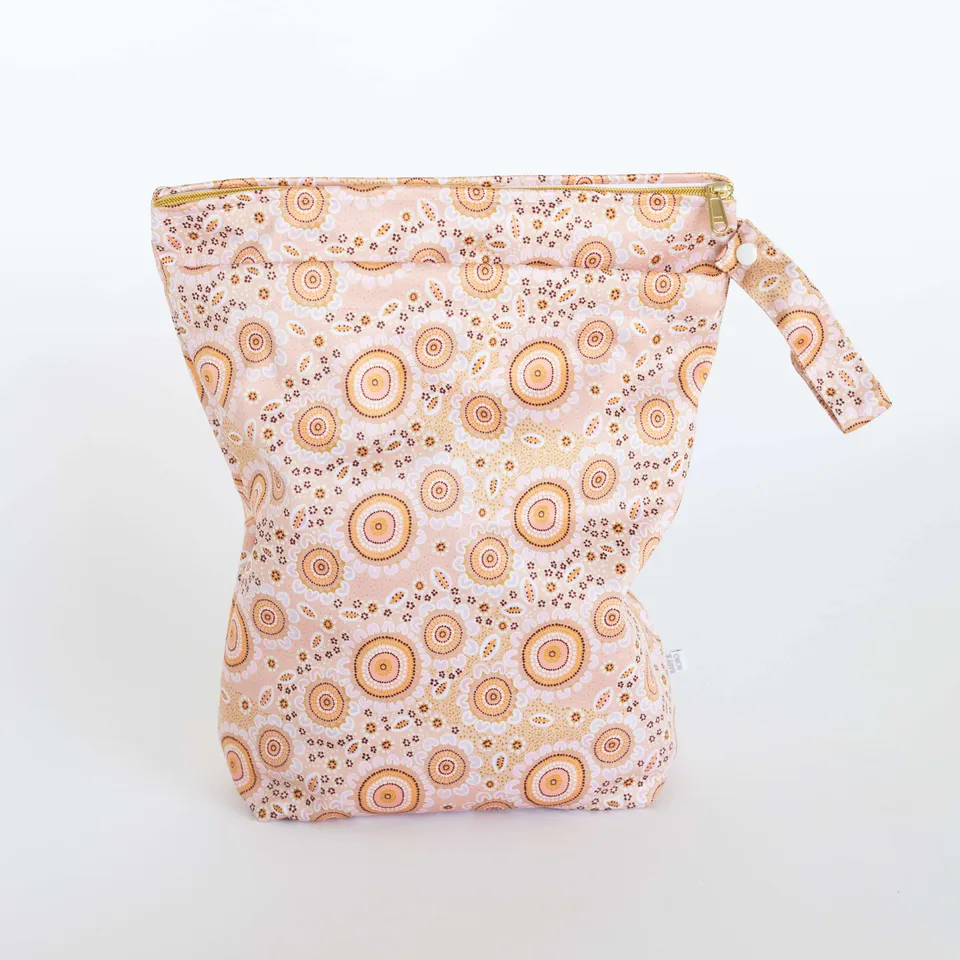 bare-and-boho-wet-bag-sac-imperm-able-spring-flower-large image 1