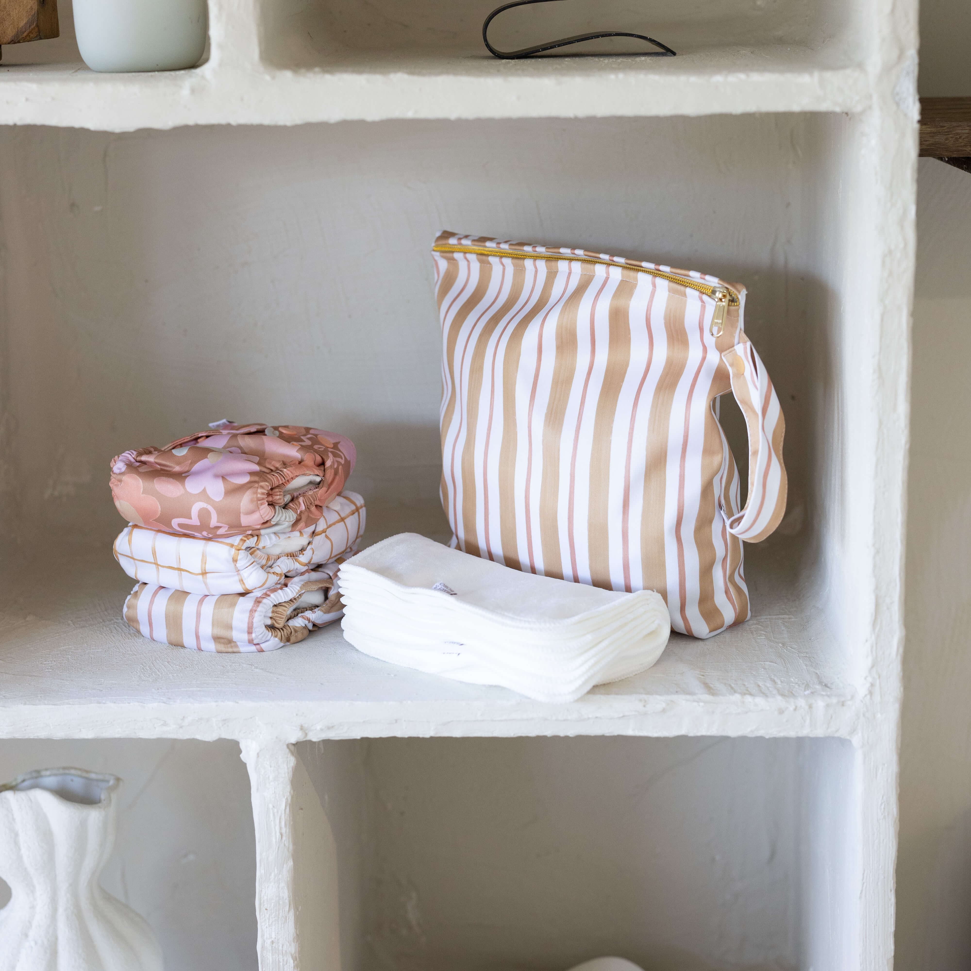 bare-and-boho-bundles-lot-couches-lavables-posy-nouveau-n-mixte image 8