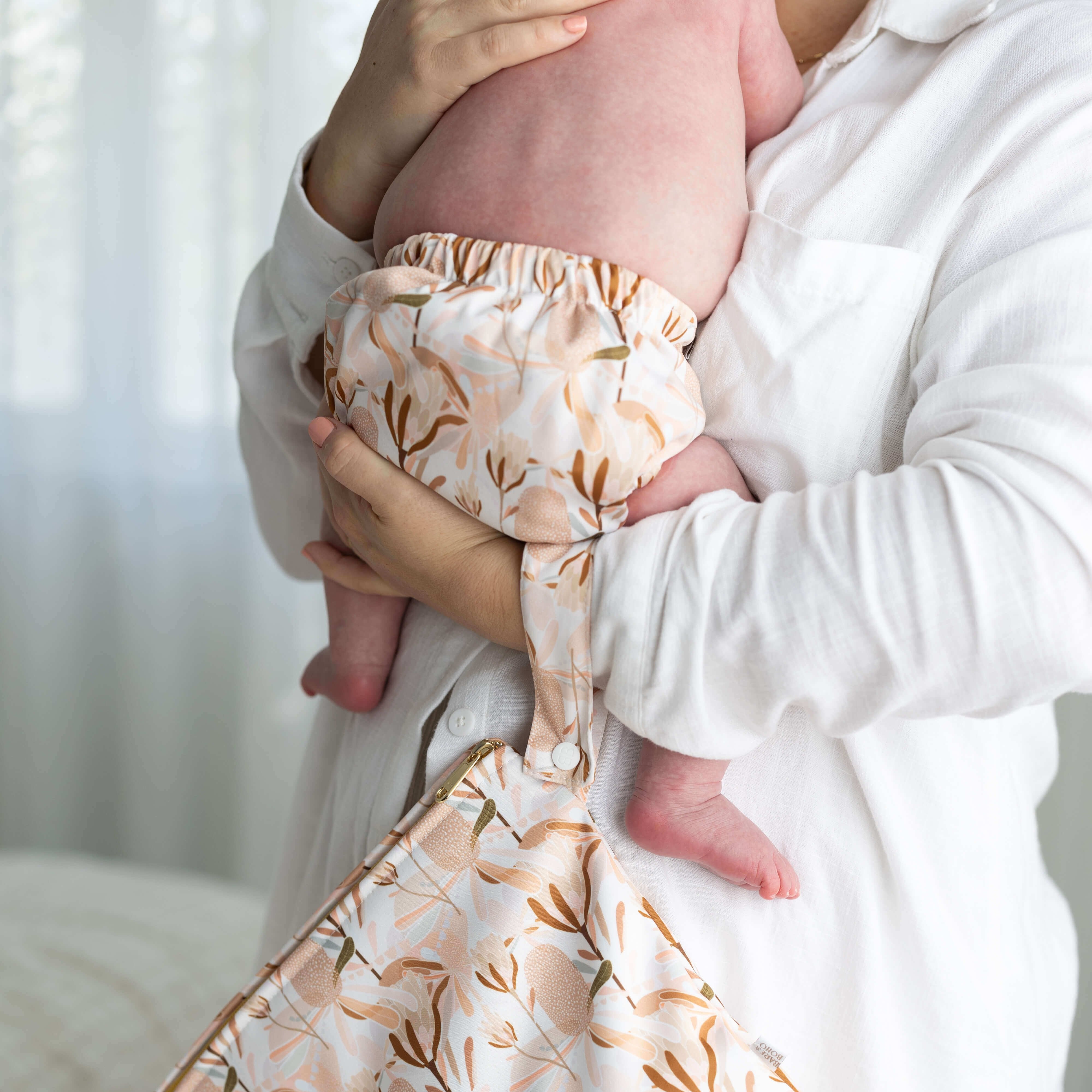 bare-and-boho-newborn-soft-cover-2-0-couche-lavable-banksia-bambou image 2