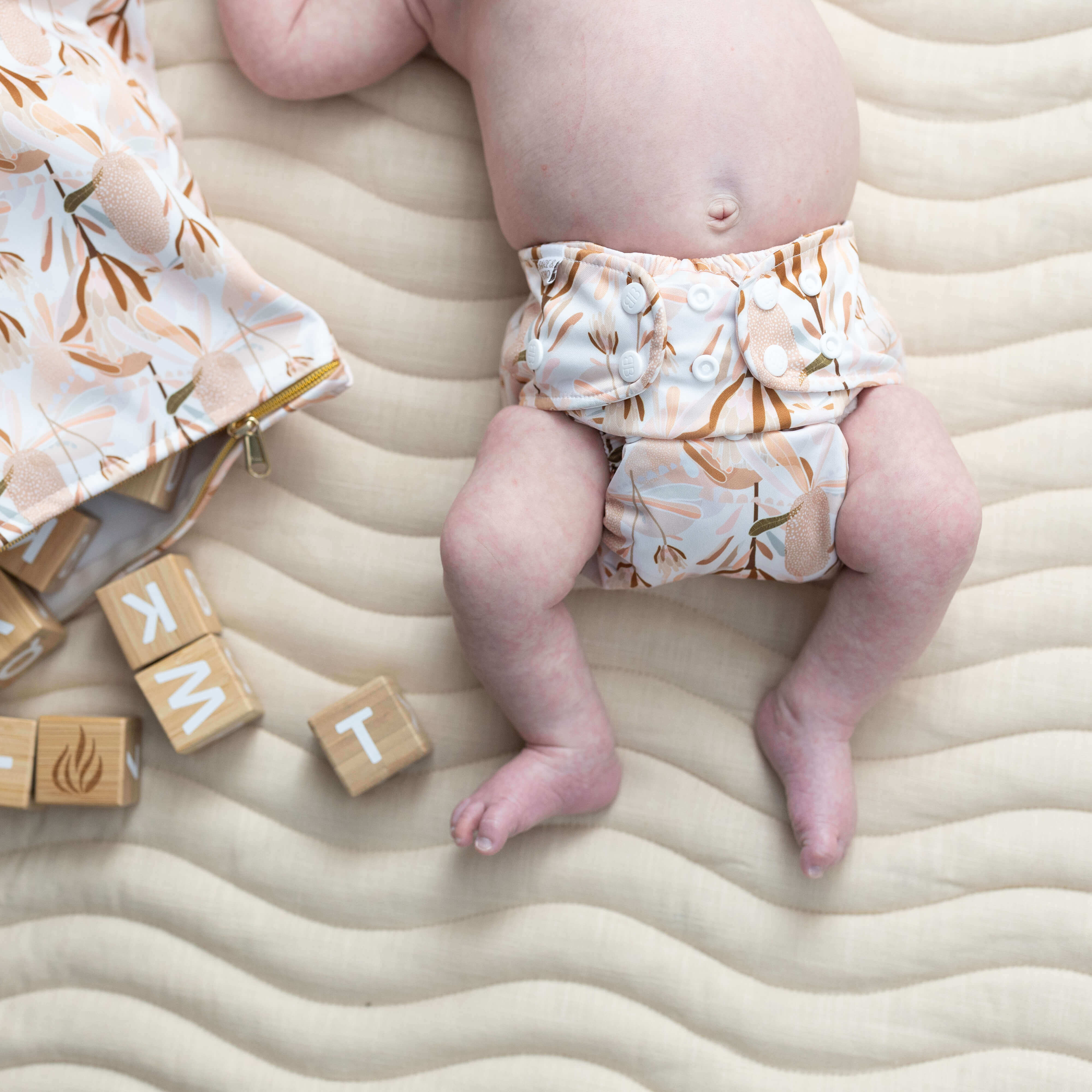 bare-and-boho-bundles-couche-lavable-hopscotch-bambou-chanvre image 2