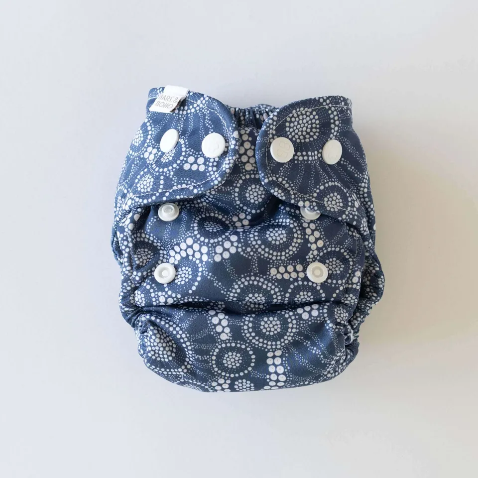 bare-and-boho-newborn-flexi-cover-2-0-couche-jellyfish-tide-bambou image 1