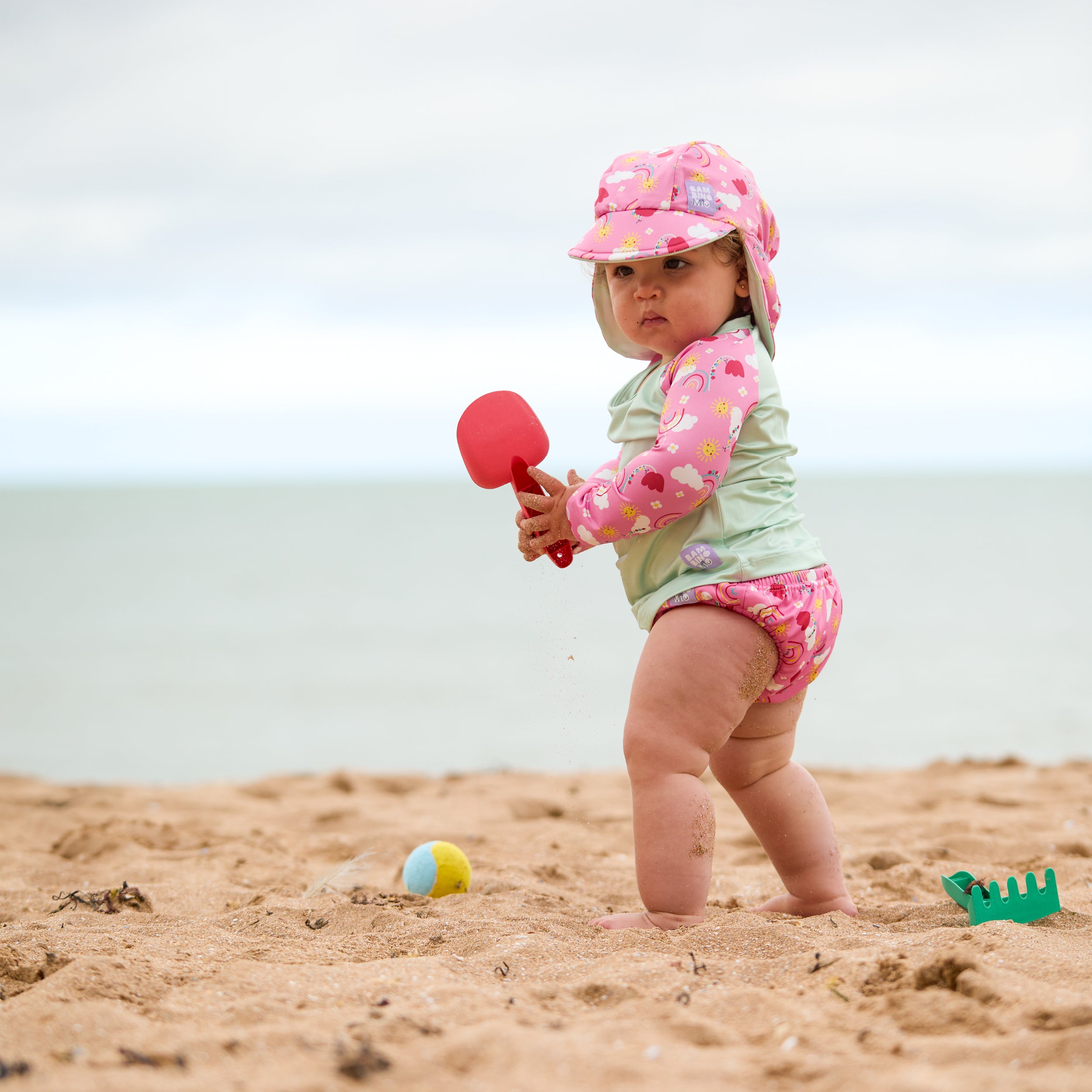 bambino-mio-reusable-swim-nappy-t-shirt-bain-bonheur-en-ciel-upf-40 image 6
